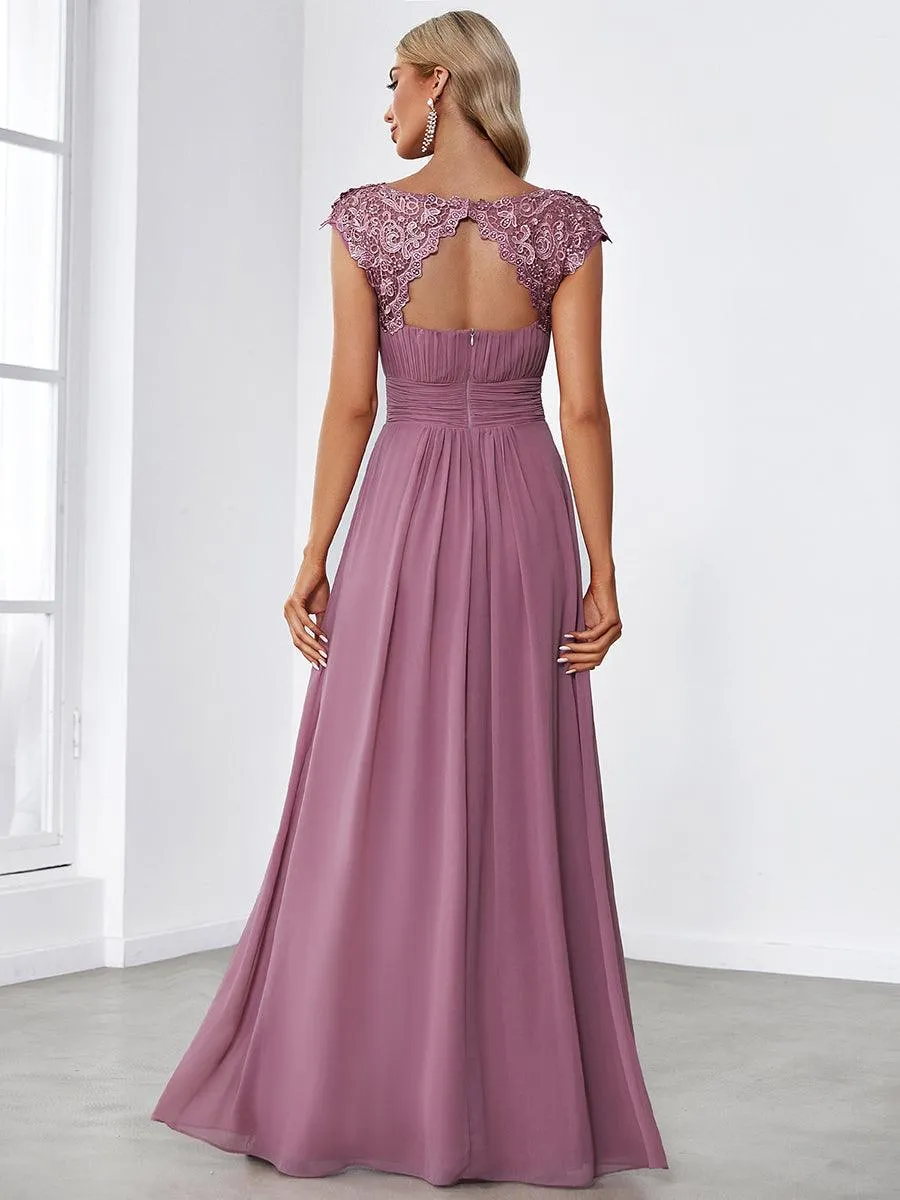 Robe de soirée élégante longue en dentelle à manches longues