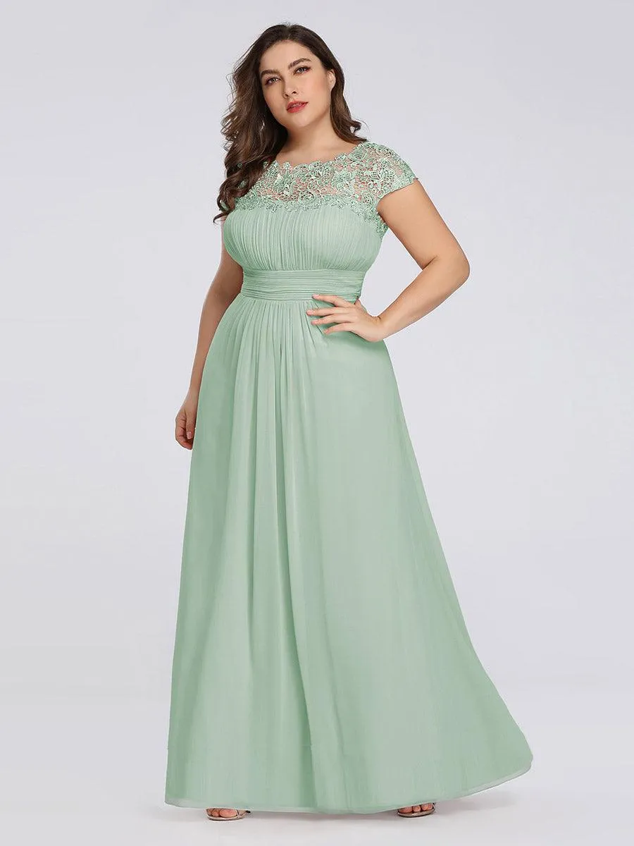 Robe de soirée élégante longue en dentelle à manches longues