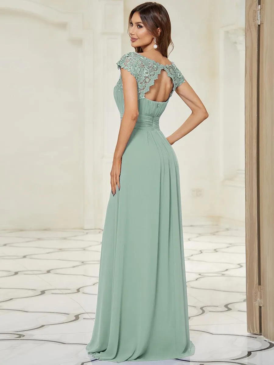 Robe de soirée élégante longue en dentelle à manches longues