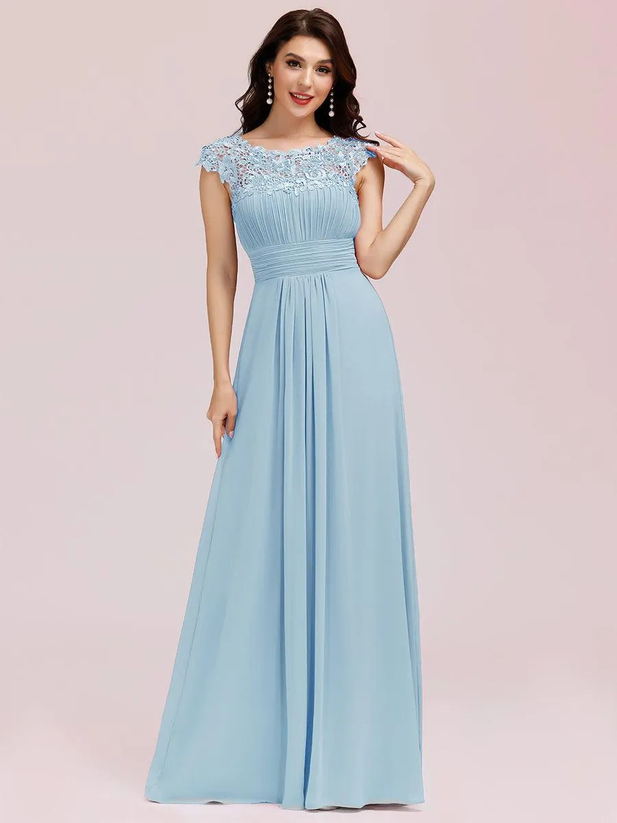 Robe de soirée élégante longue en dentelle à manches longues