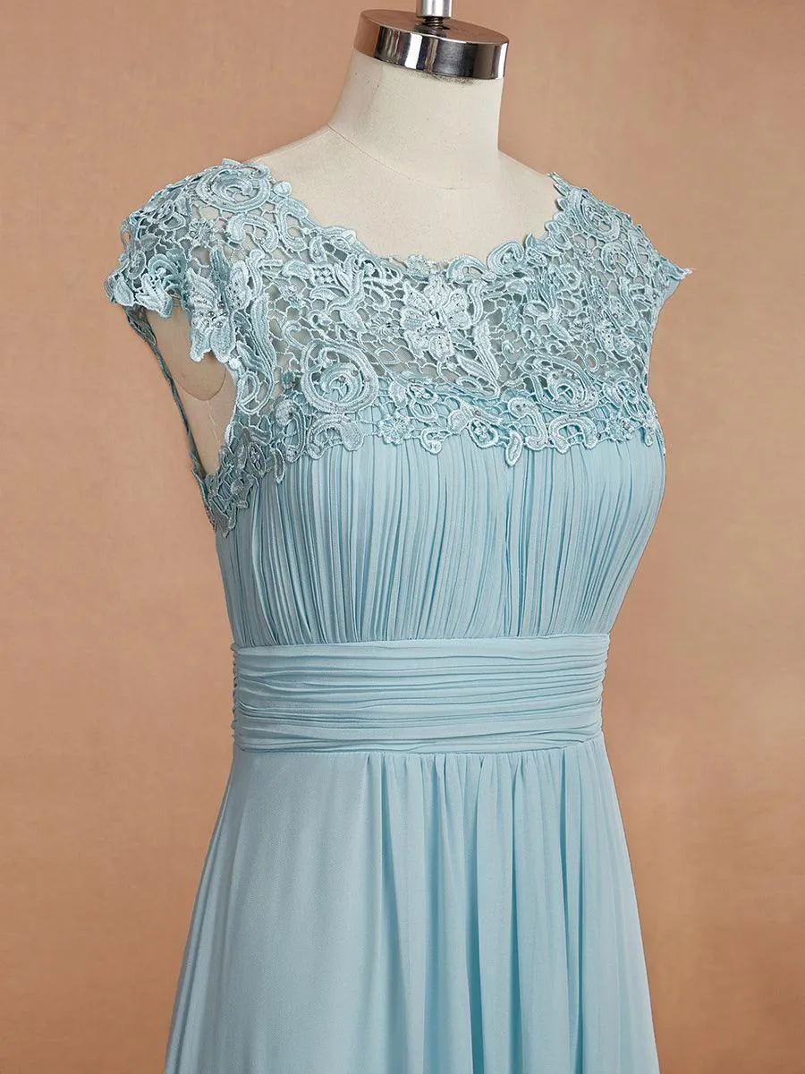 Robe de soirée élégante longue en dentelle à manches longues