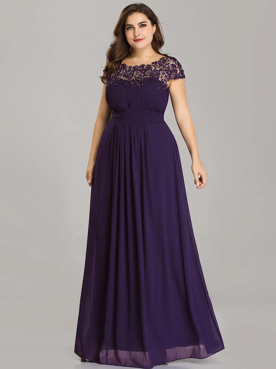 Robe de soirée élégante longue en dentelle à manches longues