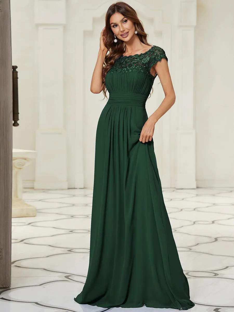 Robe de soirée élégante longue en dentelle à manches longues