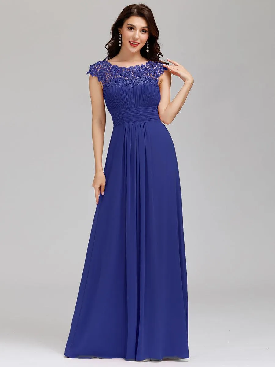 Robe de soirée élégante longue en dentelle à manches longues