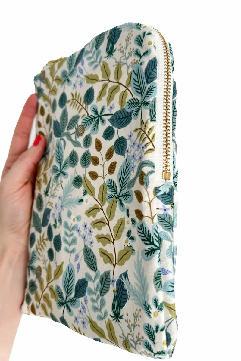 Sage Garden Everyday Travel Diaper Pouch