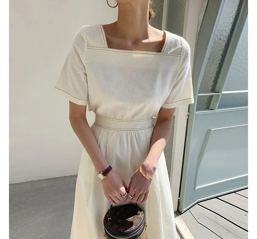 Short-Sleeve Square Neck Contrast Stitching Open Back Midi A-Line Dress