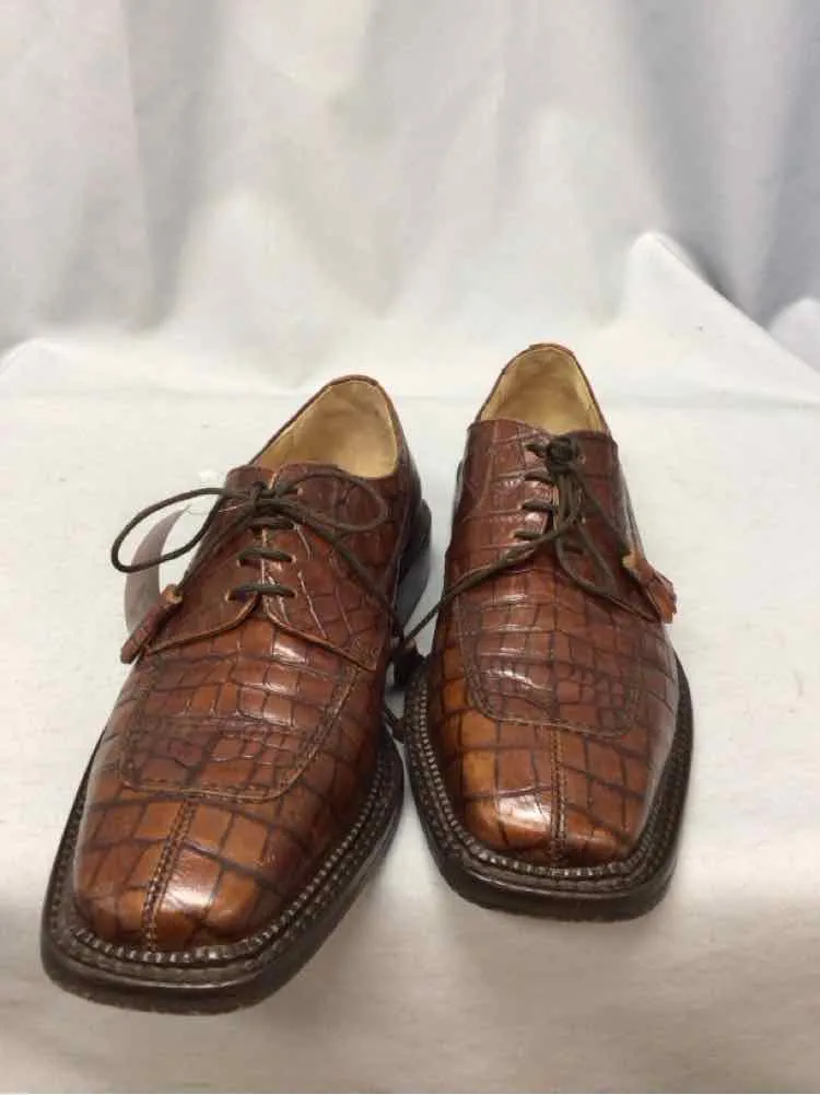 SIZE 10 1/2 FLORSHEIM Men's SHOES