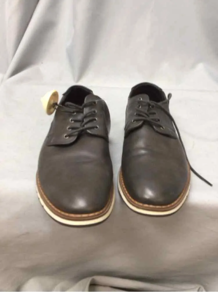 SIZE 9 1/2 MIX NO 6 Men's SHOES