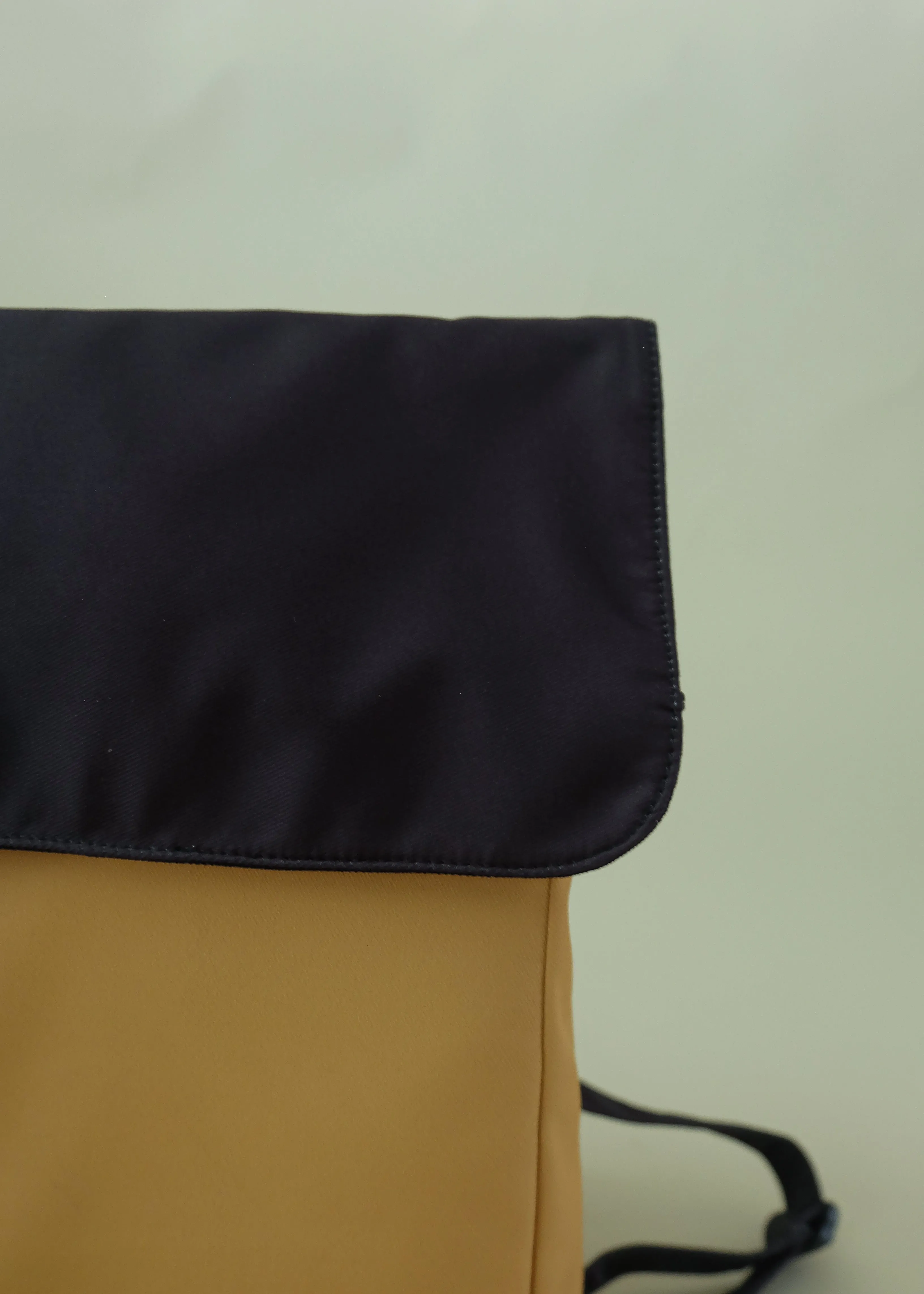 {{Smaller 14INCH SIZE}}Mustard Black Utility 4-Way Washable Bag