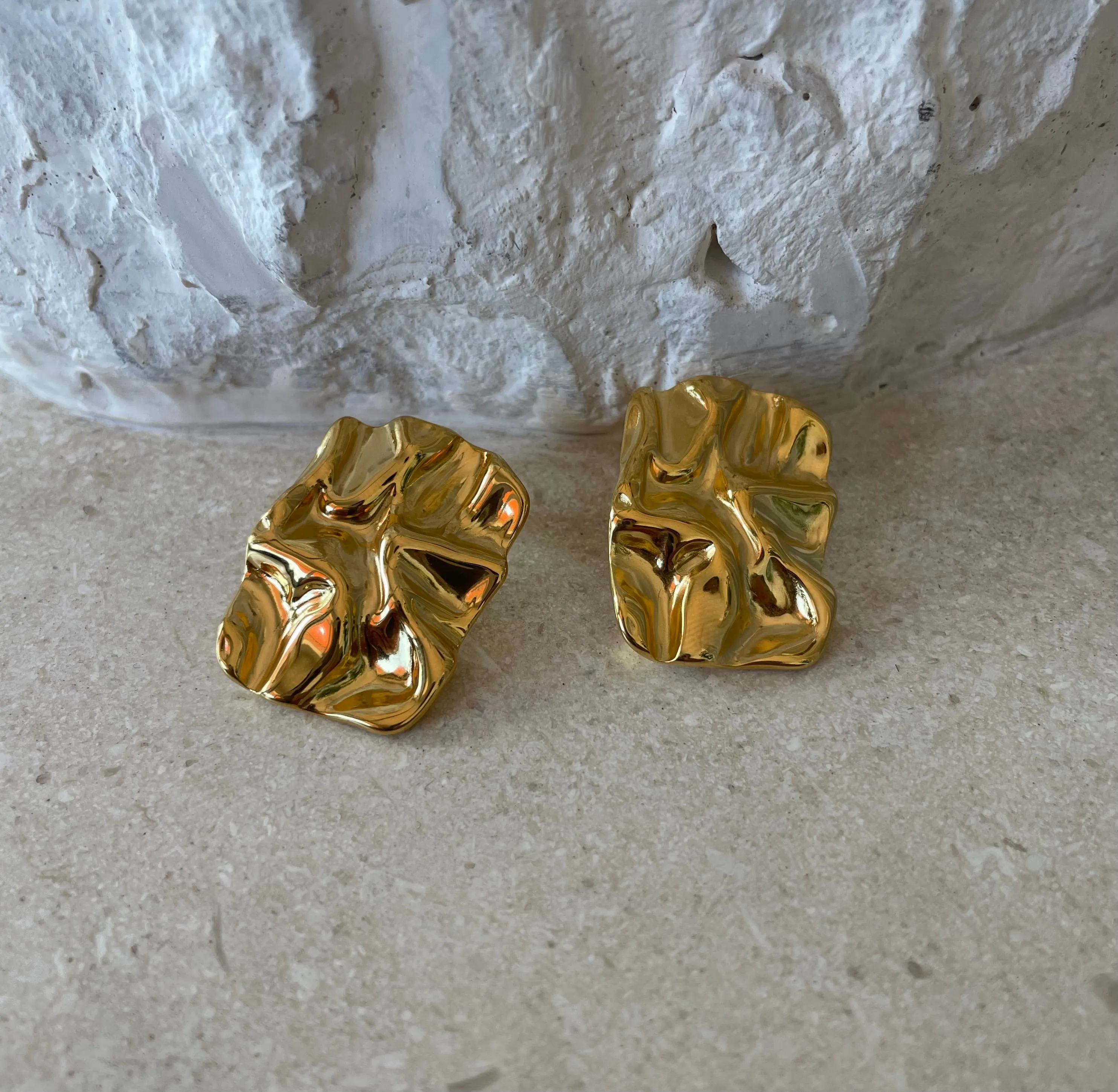 Sophia Statement Earring
