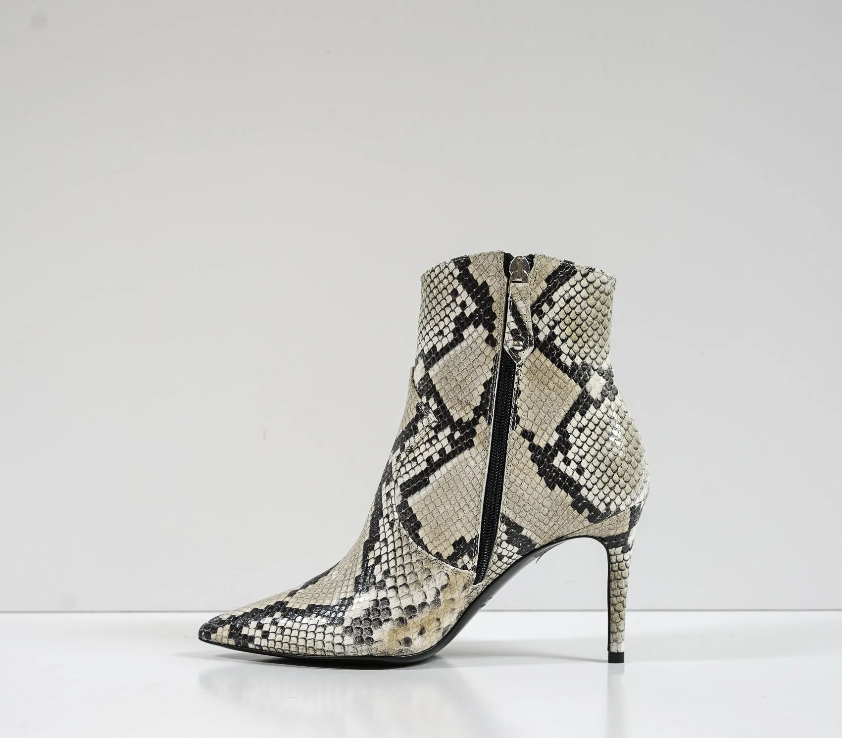 Stefano Stefani Women's Roccia Leather Ankle Boot 7615 40% OFF