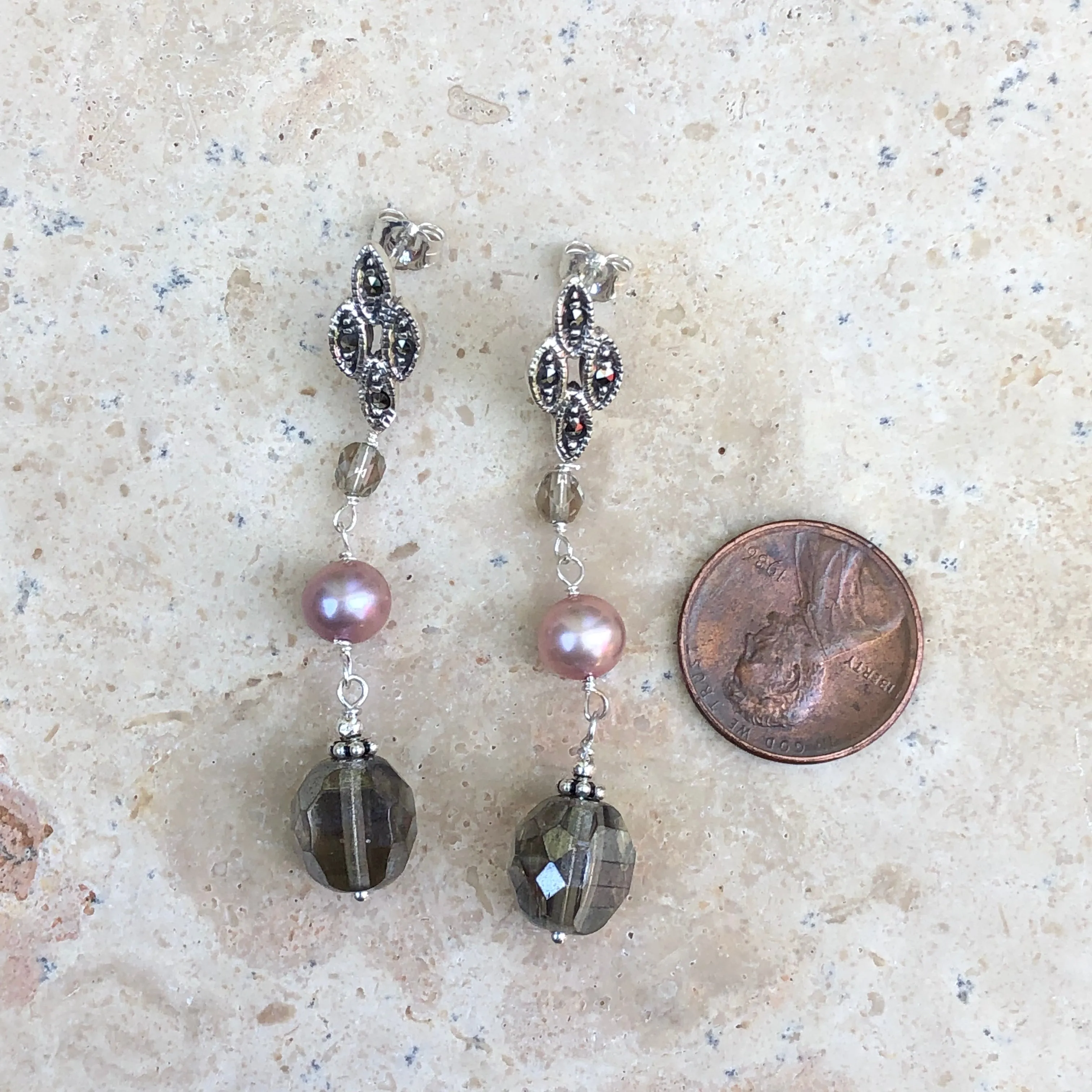 Sterling Silver Freshwater Cultured Cream Pearl   Glass Dangle Earrings
