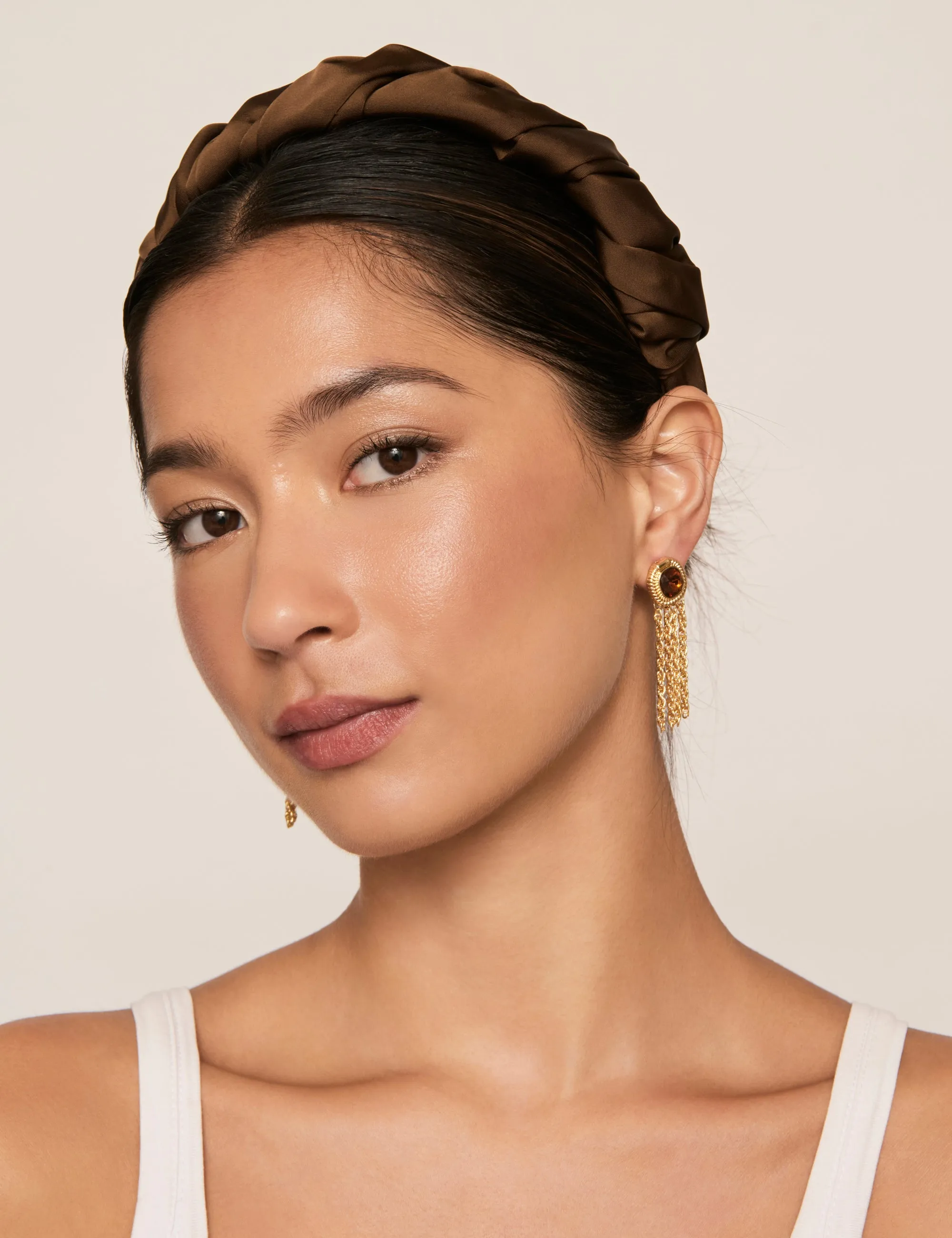 TASSEL STONE STUDS