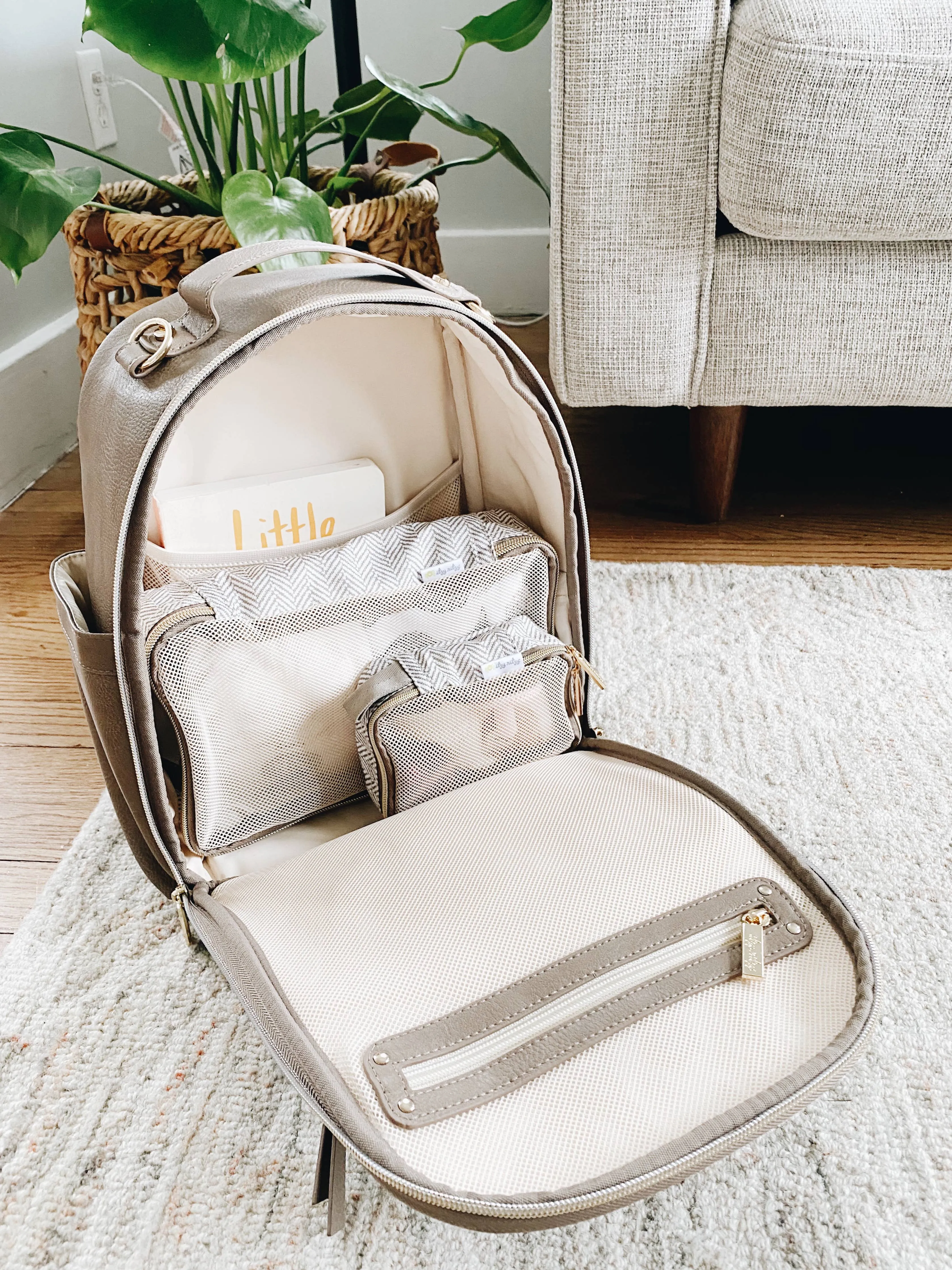 Taupe Packing Cubes