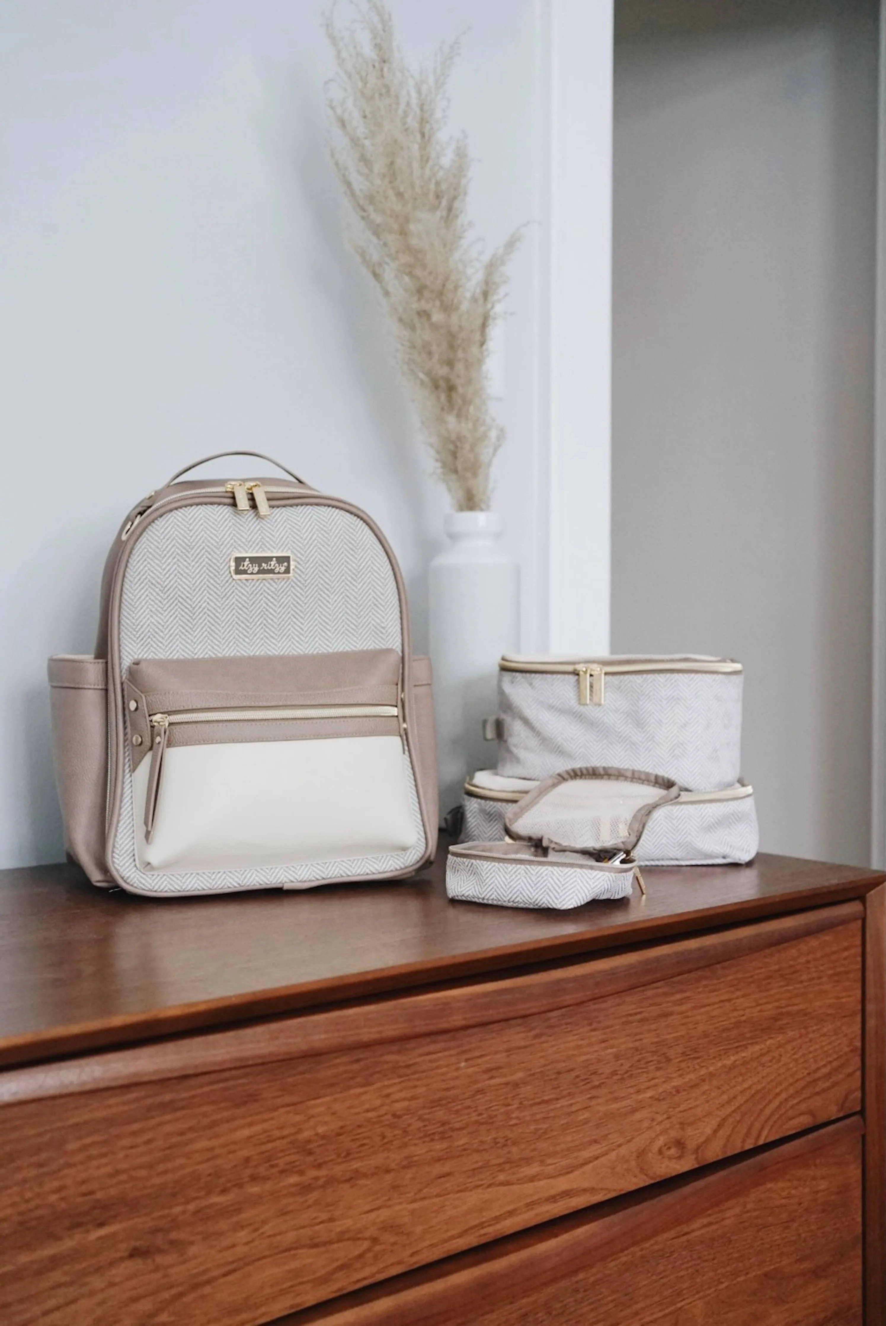 Taupe Packing Cubes