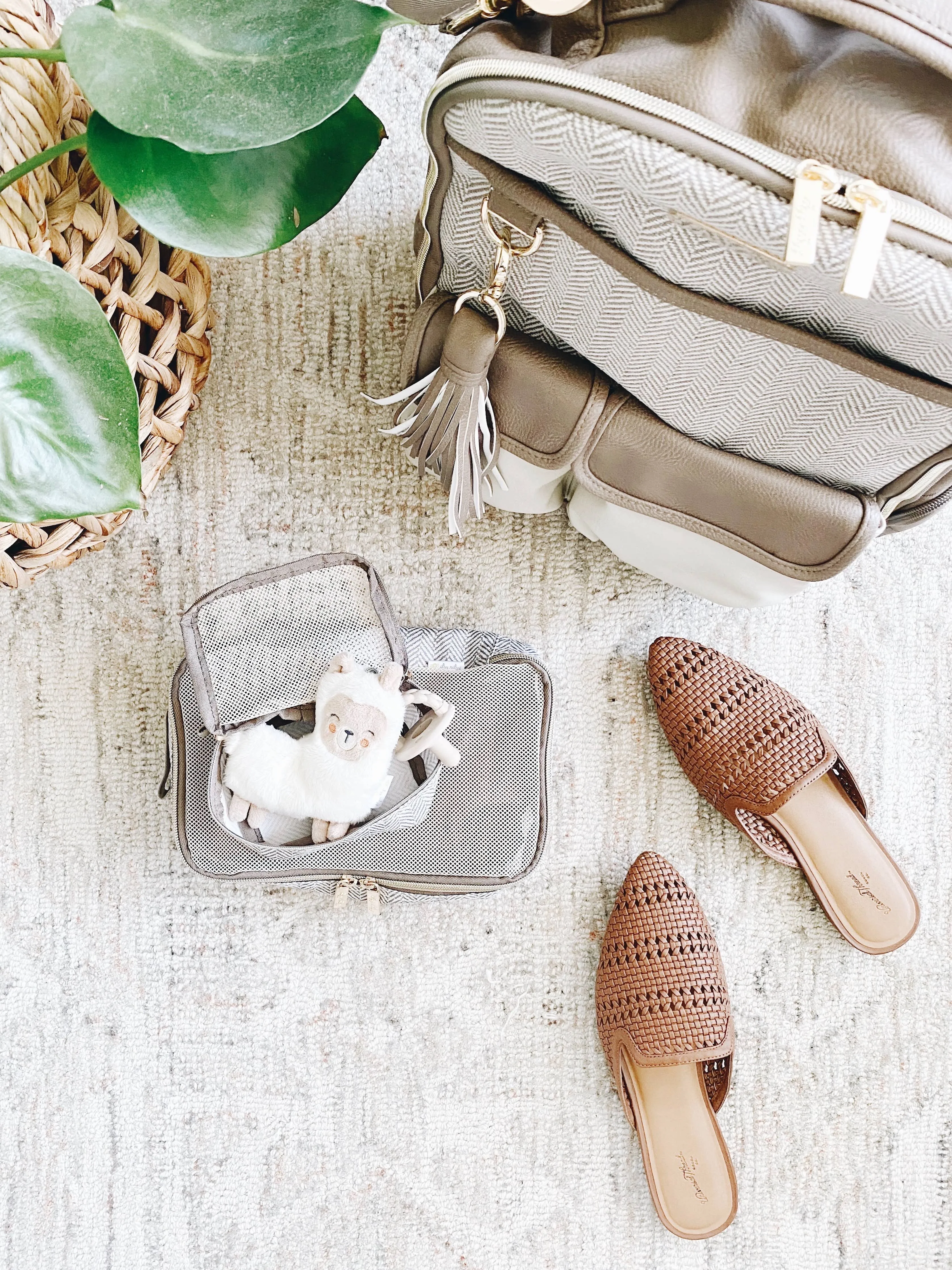 Taupe Packing Cubes