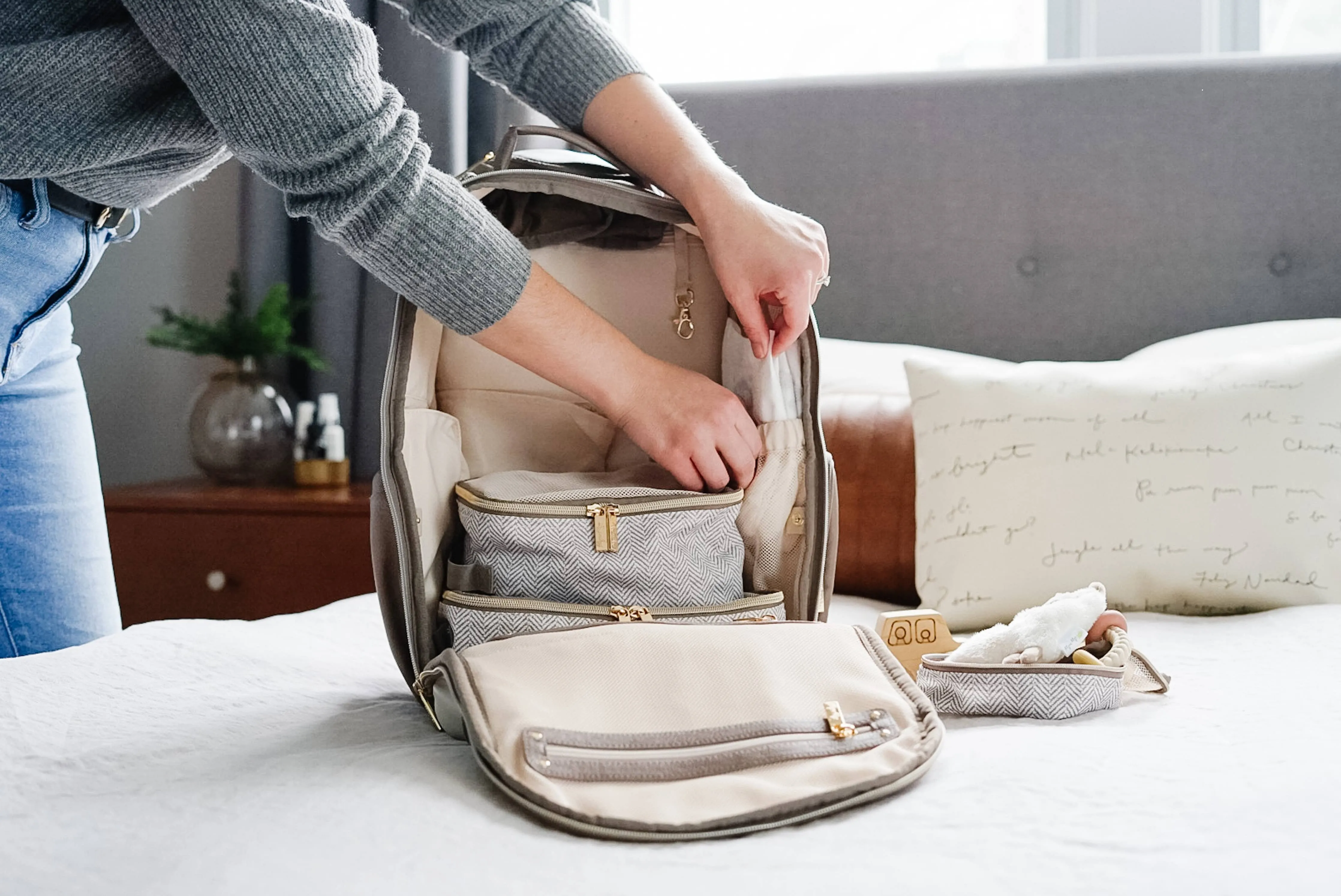 Taupe Packing Cubes