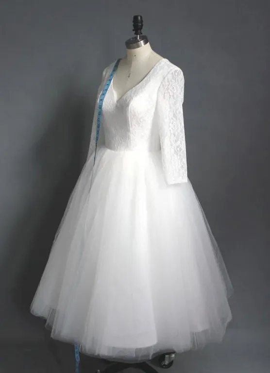 Tea Length High Quality A-line V Neck Lace Top Tulle Wedding Dress-715357
