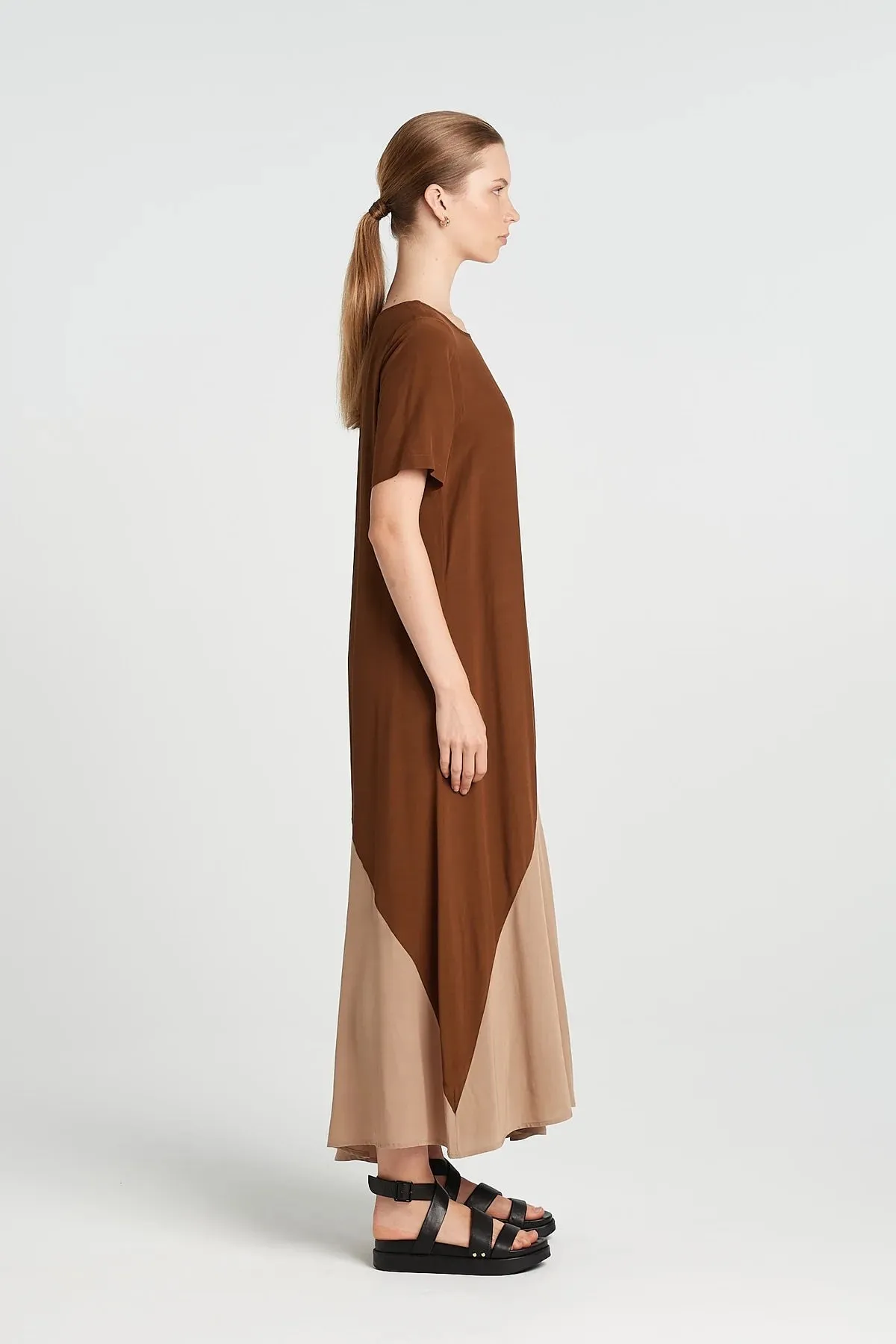 Traipse Dress - Chestnut