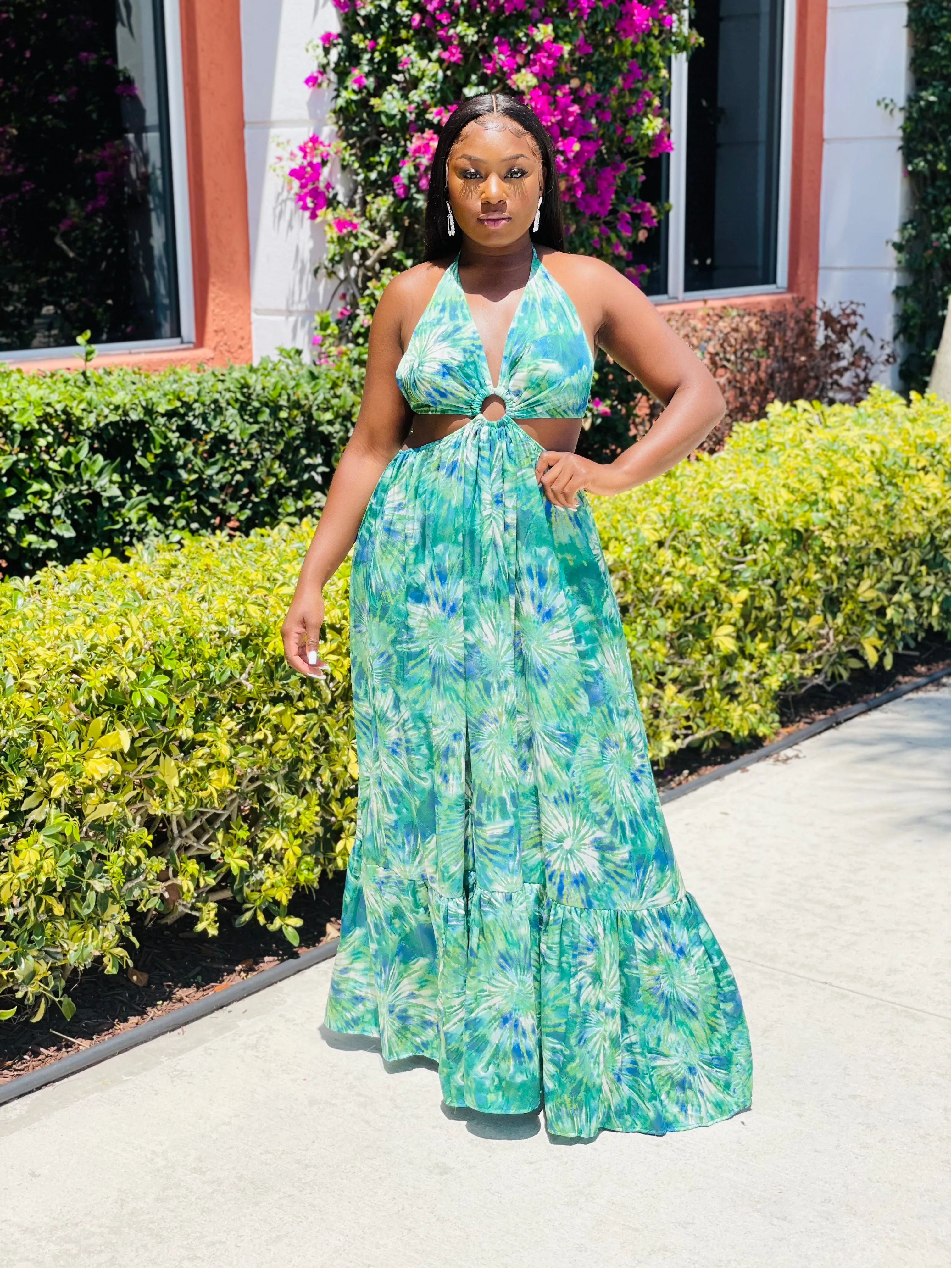 TROPICAL GETAWAY CUTOUT MAXI DRESS (FINAL SALE)
