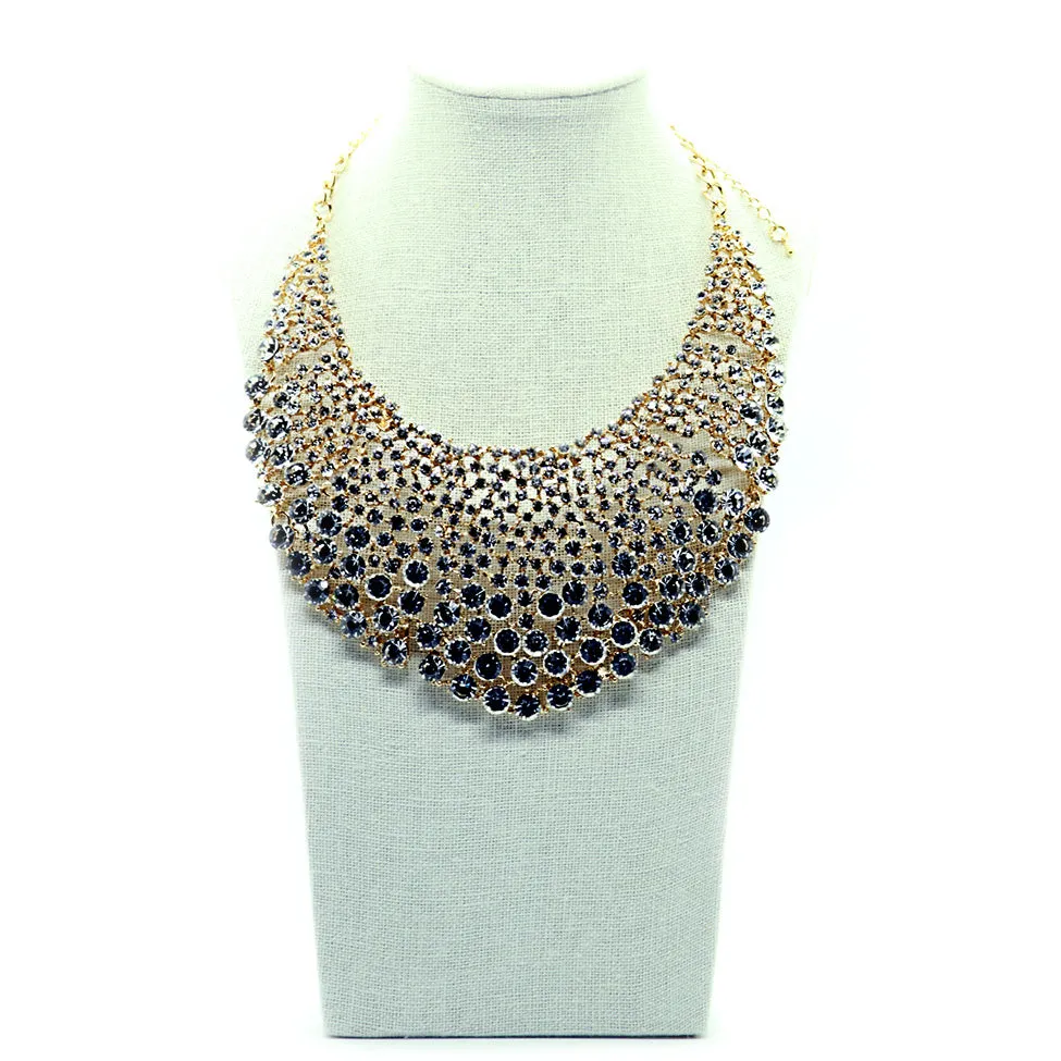 Šumivé: Sparkling Rhinestone Bib Necklace Set