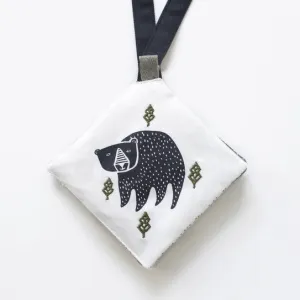 Wee Gallery - Crinkle Pages Stroller Toy - Woodland